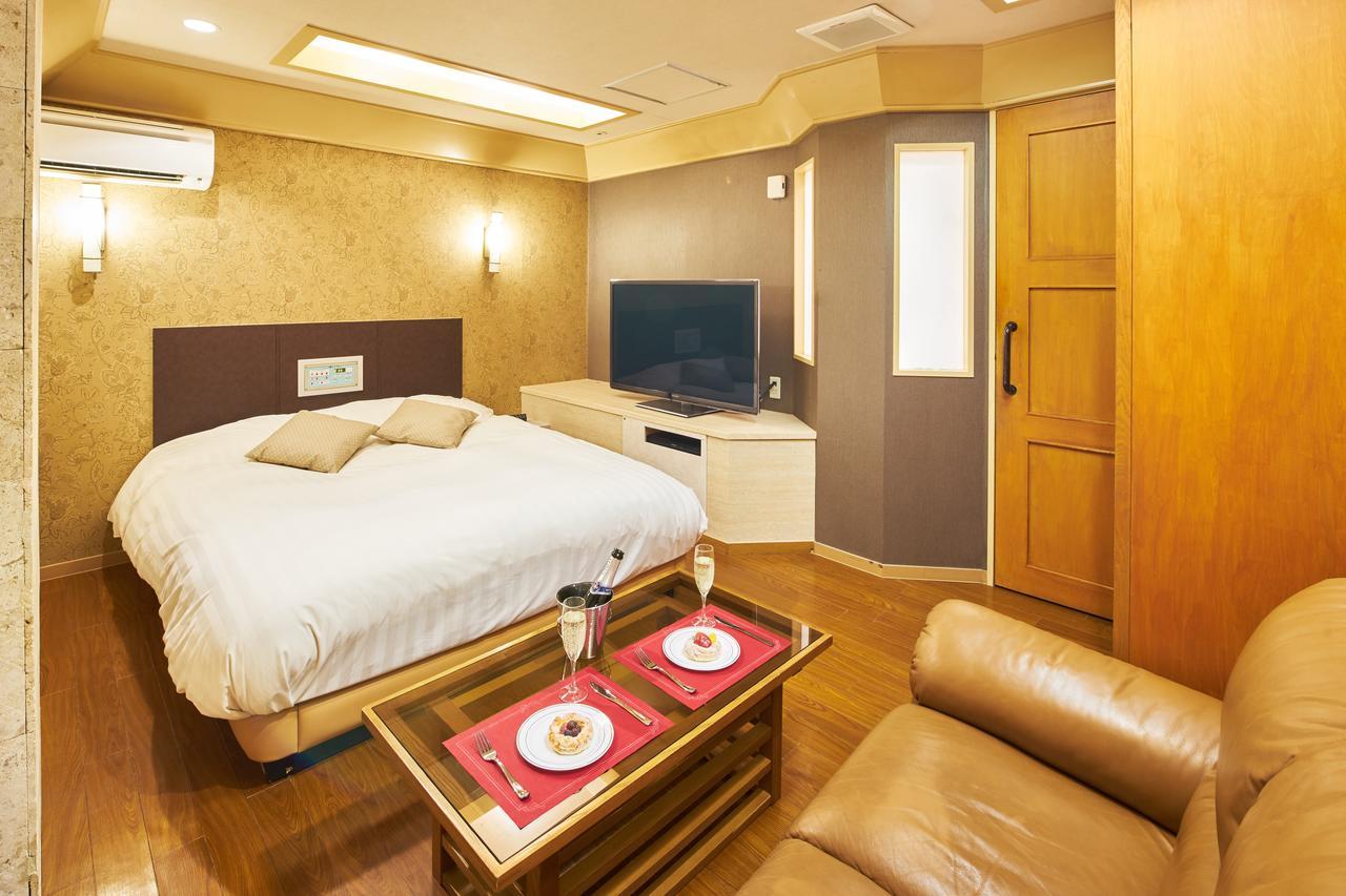 Hotel Aqua Blue Yokosuka (Adults Only) Eksteriør billede